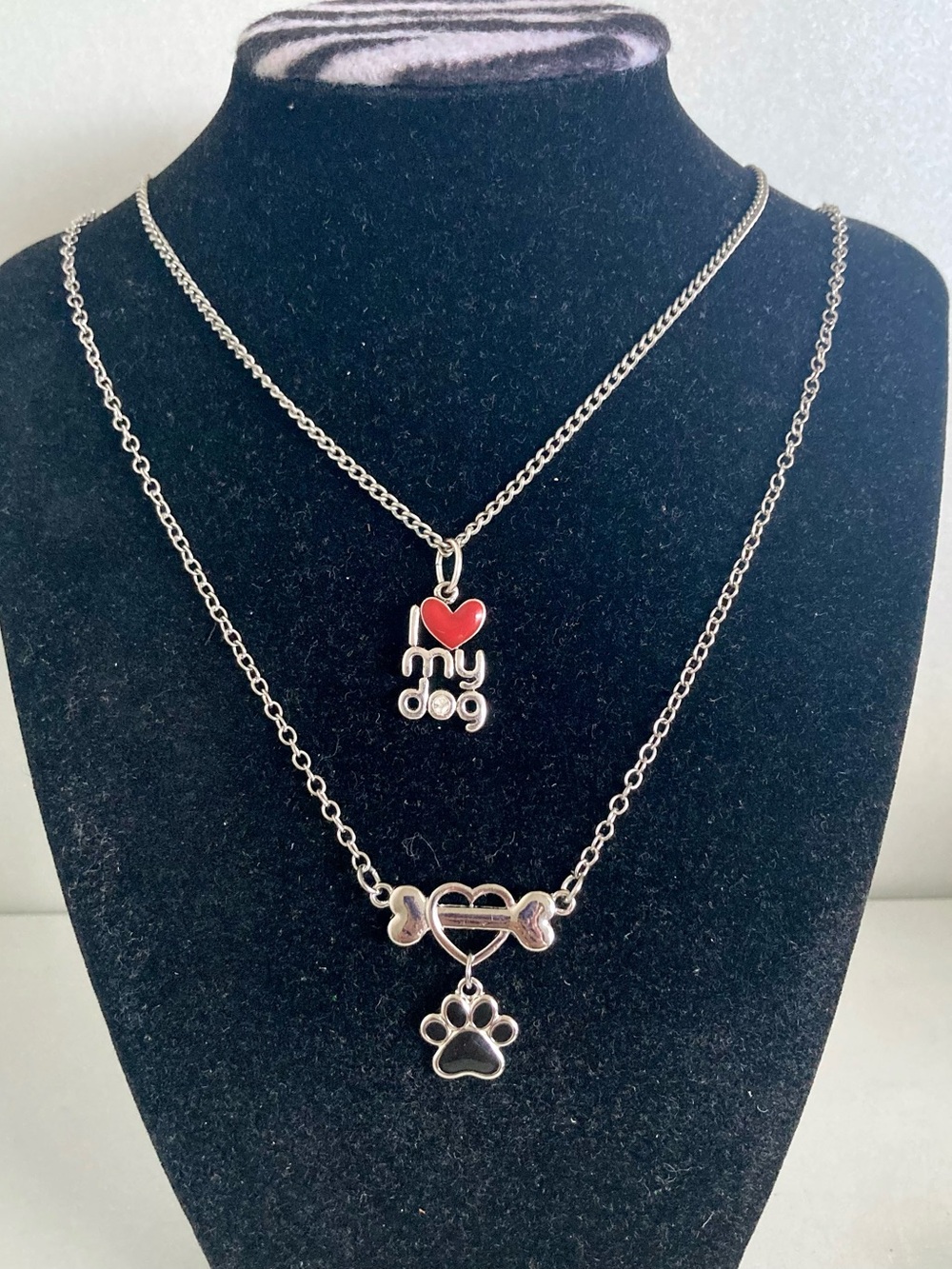 Silver-tone Dog bone paw heart preloved Necklace Set of 2 dog lover jewelry